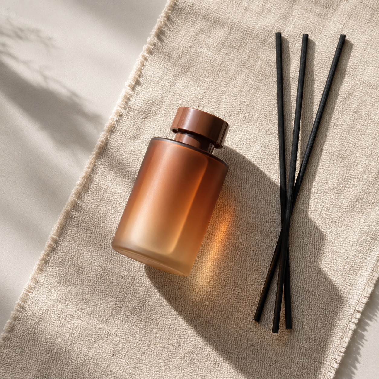 120ml Refillable Glass Diffuser Bottle – Reed Diffuser Container for Home, Bathroom | Mistelio